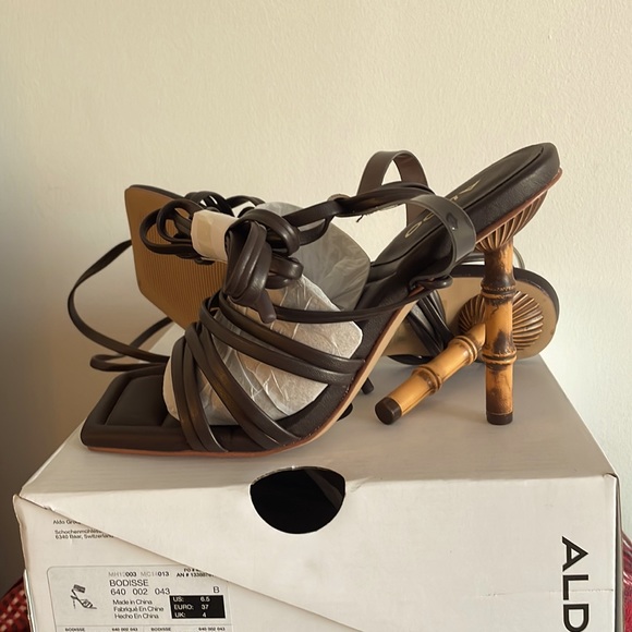 Aldo beautiful brown heels used in one day no return - Picture 4 of 8